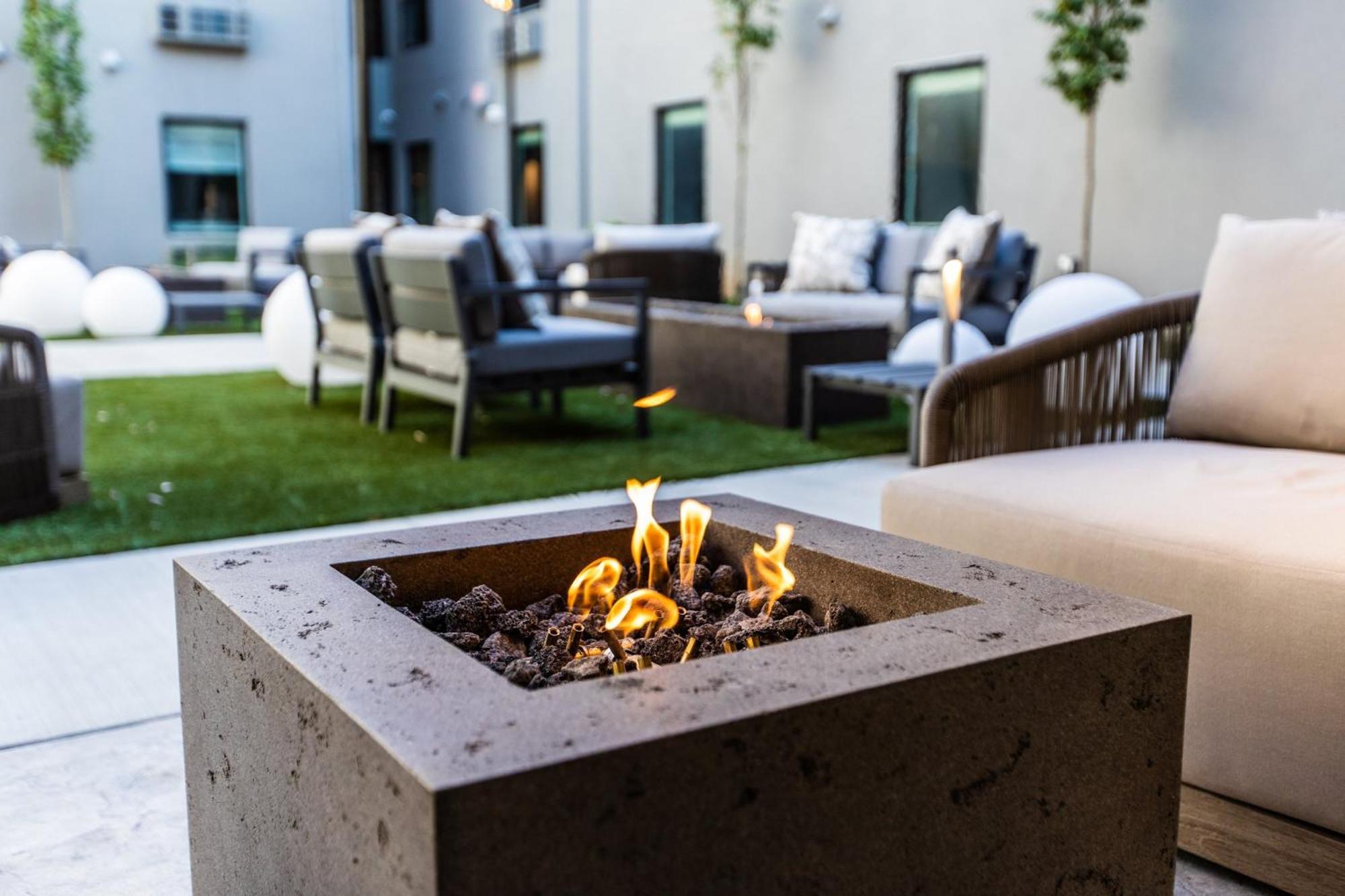 Voco The Darwin - Atlanta Midtown By Ihg Hotell Eksteriør bilde