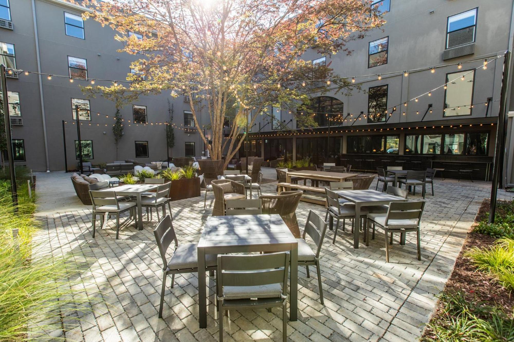 Voco The Darwin - Atlanta Midtown By Ihg Hotell Eksteriør bilde